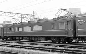 スハ25 302