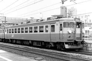 クモハ451-8